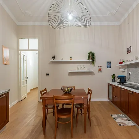 Al Politeama Apartment *